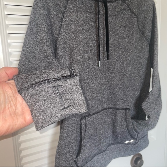 Avia Hoodie - Picture 3 of 6